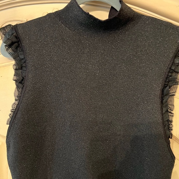Black Cropped Alice + Olivia knit top - Picture 4 of 6